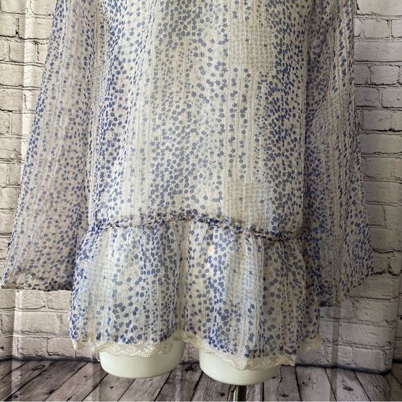 Carling in Love paris top printed ruffle button top Medium - Picture 7 of 14